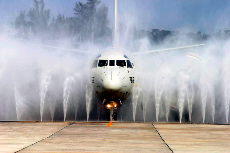 Illustration for article titled Confessions Of A US Navy P-3 Orion Maritime Patrol Pilot
